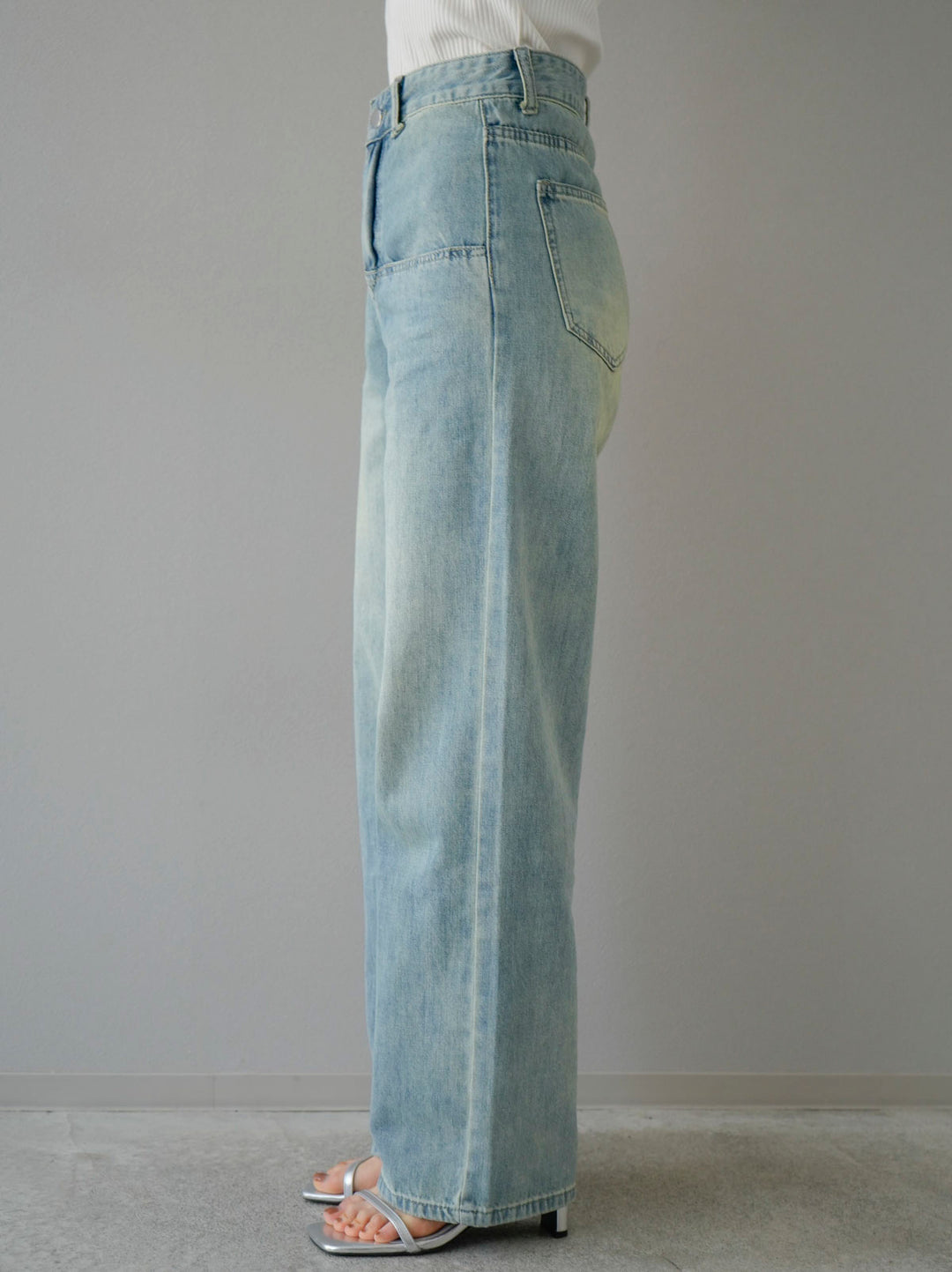 【預訂】設計口袋寬牛仔褲/淺藍色