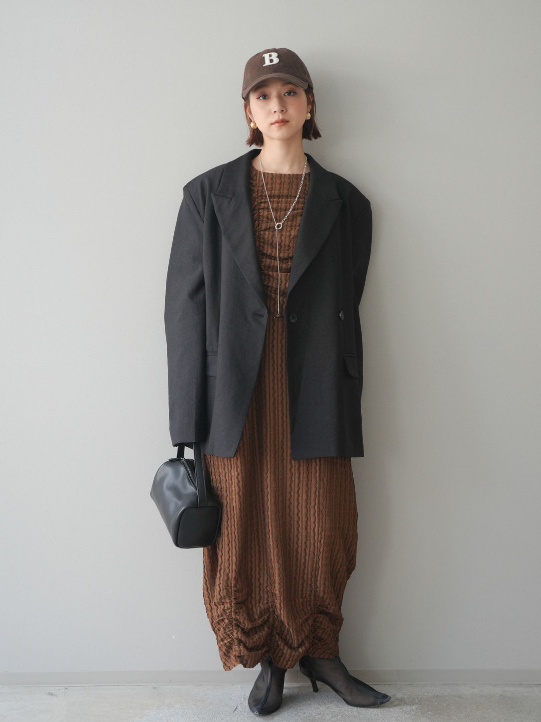 [SET]シャーリングジャガードノースリーブワンピース+エフォートレステイラードジャケット(2set)