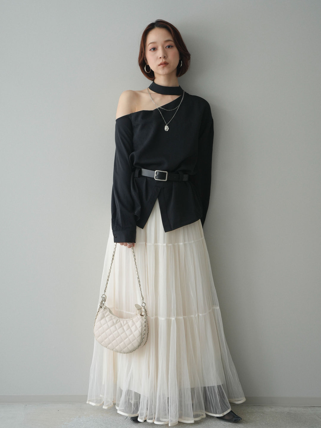 [SET]ベルト付ワンショルダースリットブラウス+ベルト付ワンショルダースリットブラウス(2set)