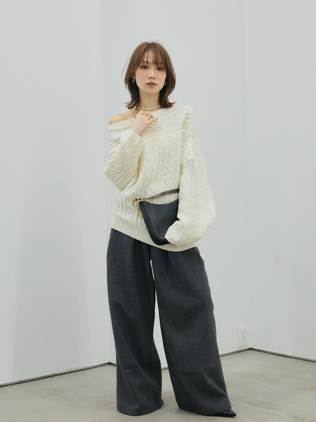 【Allure】[SET]ケーブルワンショルニットプルオーバー+ループデザインツイルワイドパンツ(2set)