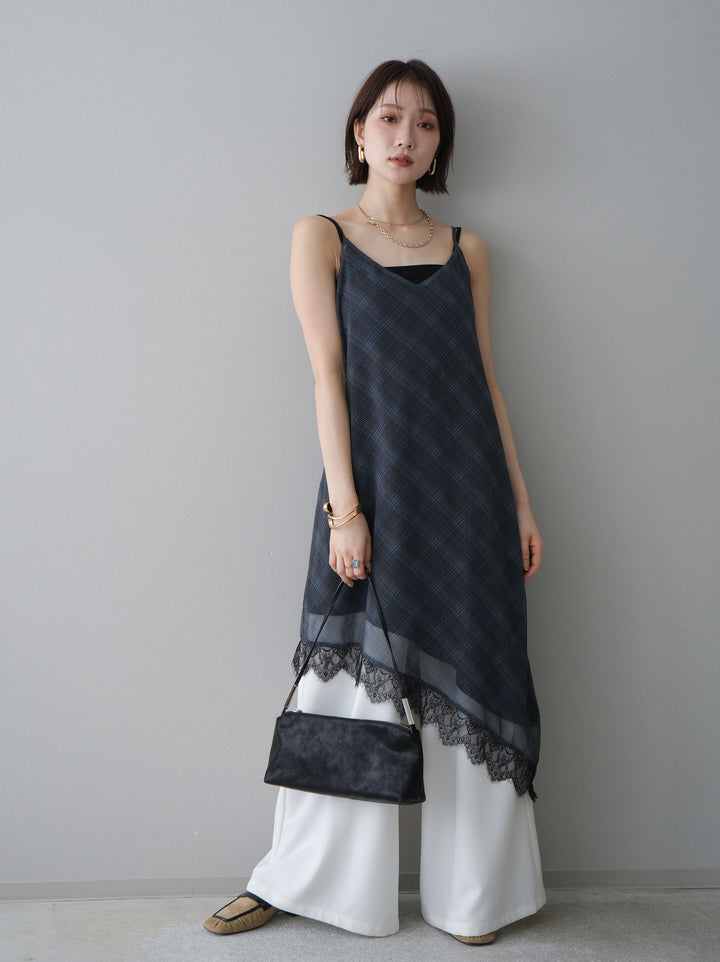 [予約]アシンメトリーチェック柄レースキャミソール/black