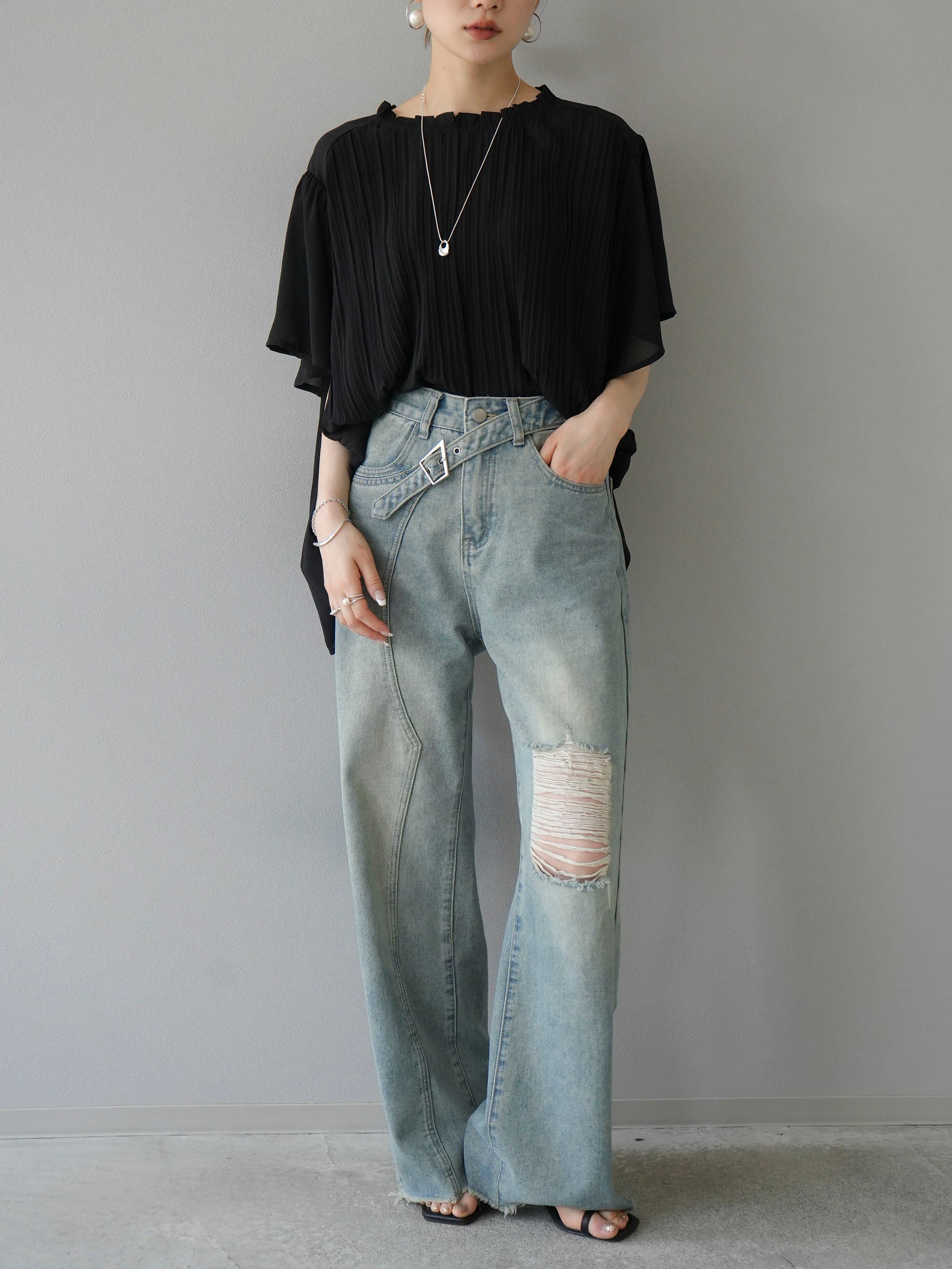 SET]シフォンプリーツブラウス+ベルトアシンメトリーダメージデニム