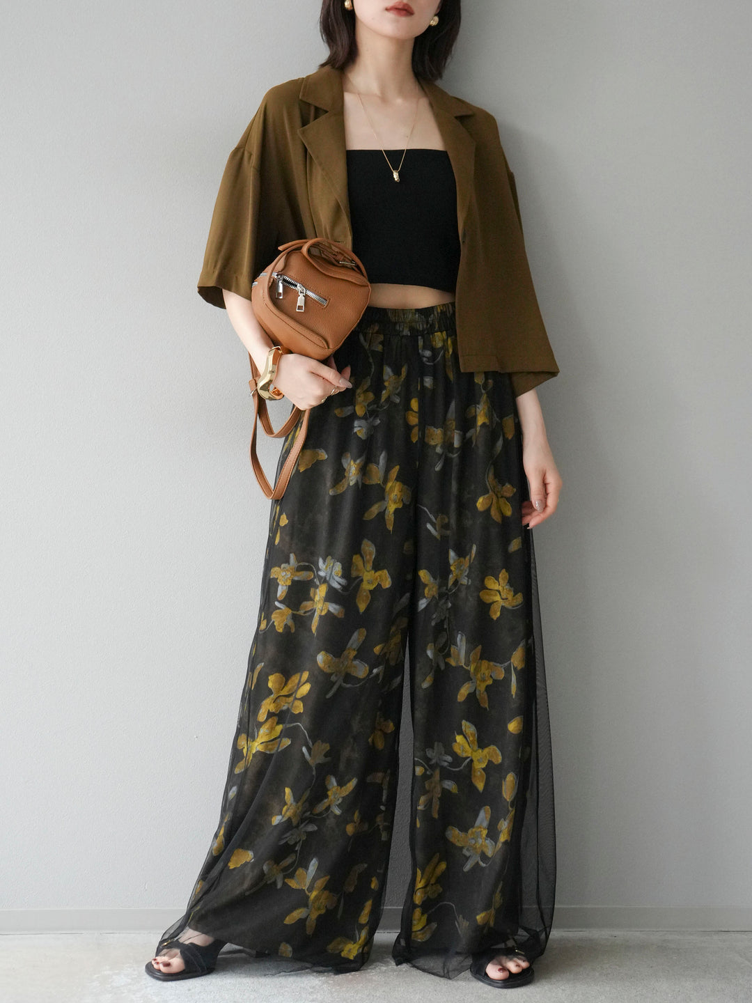 [SET]ハーフショートジャケット+フラワープリントチュールレイヤードパンツ(2set)