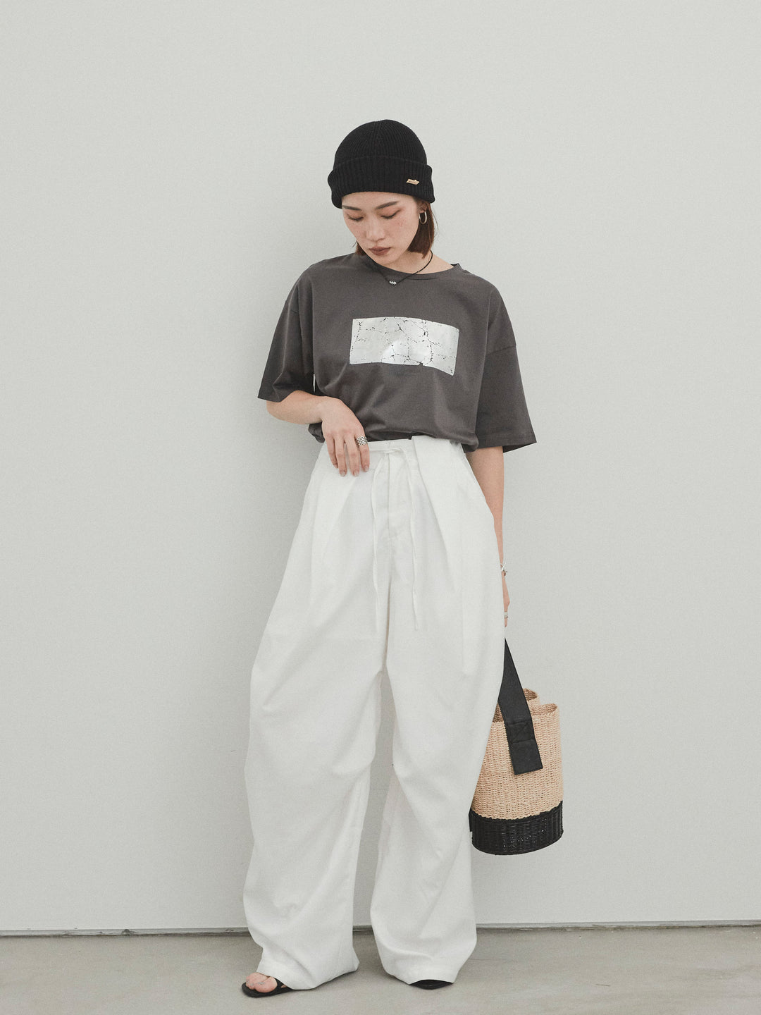 [預購] Design Loop 側邊褶褲/白色