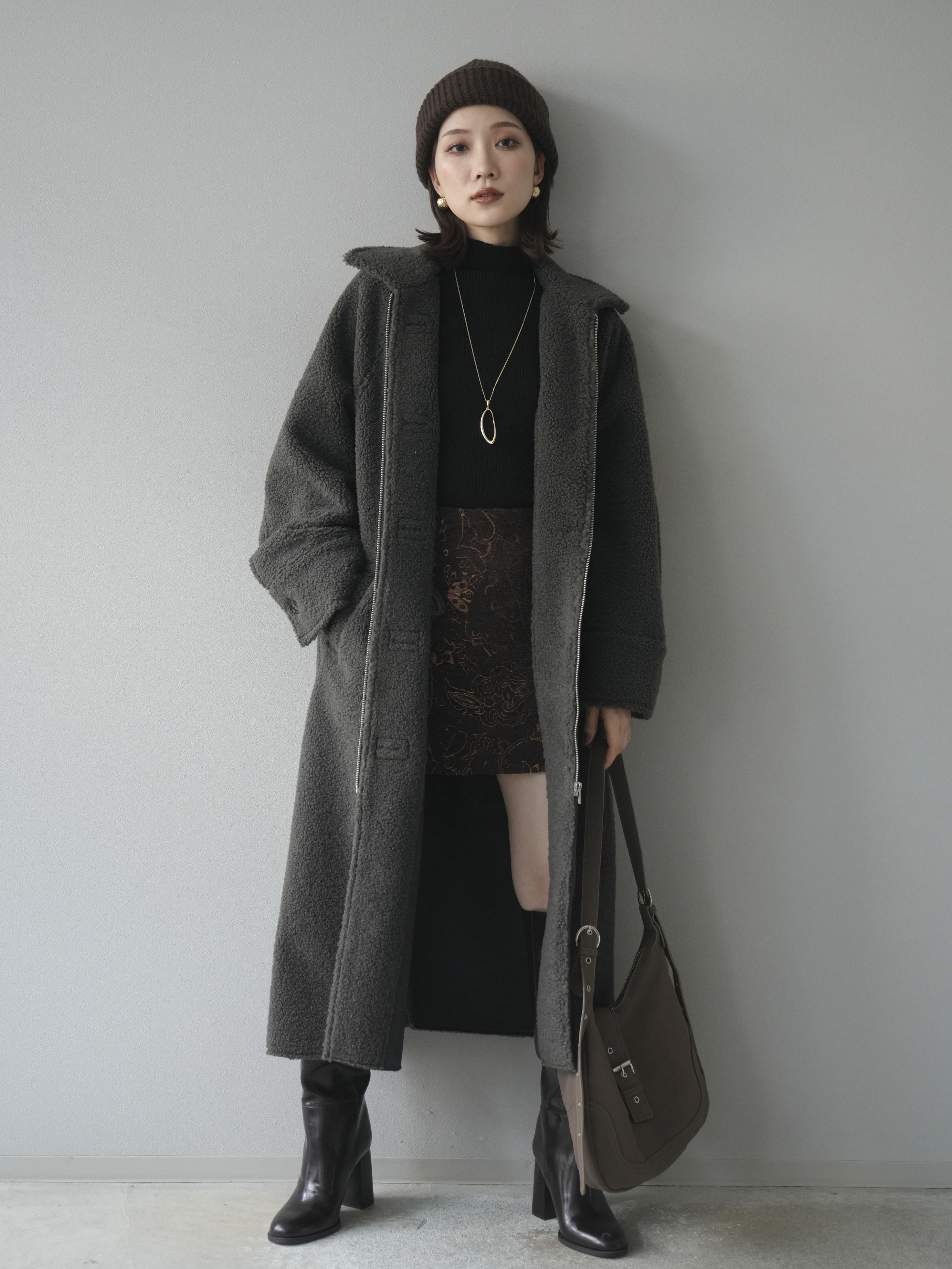 予約]ボアxムートンロングコート/charcoal – Lumier