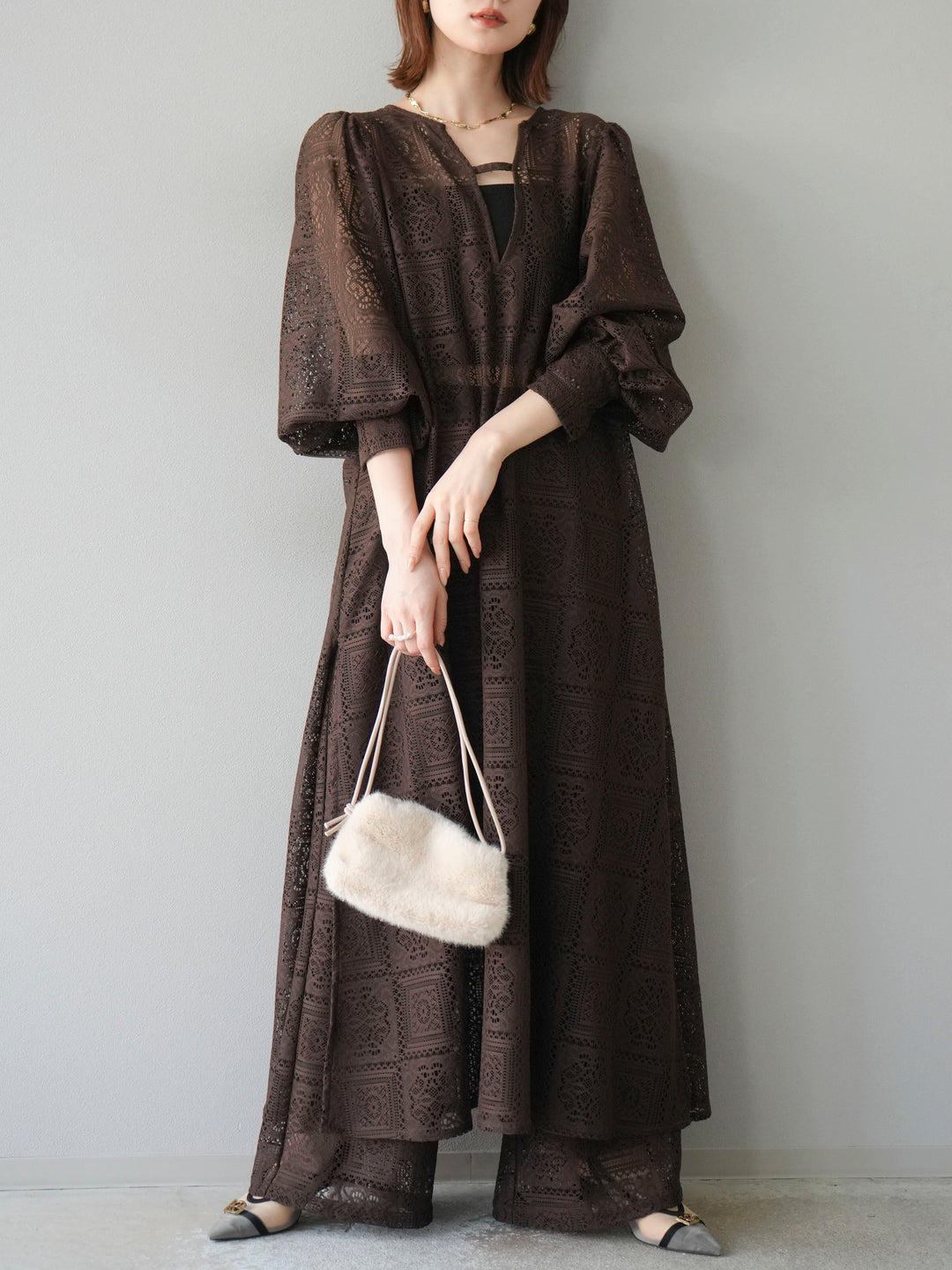 【套裝】塊蕾絲捲袖洋裝+塊蕾絲寬褲（2套）