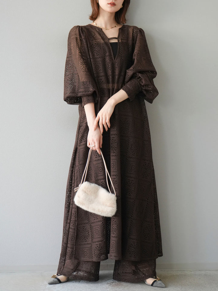 【套裝】塊蕾絲捲袖洋裝+塊蕾絲寬褲（2套）