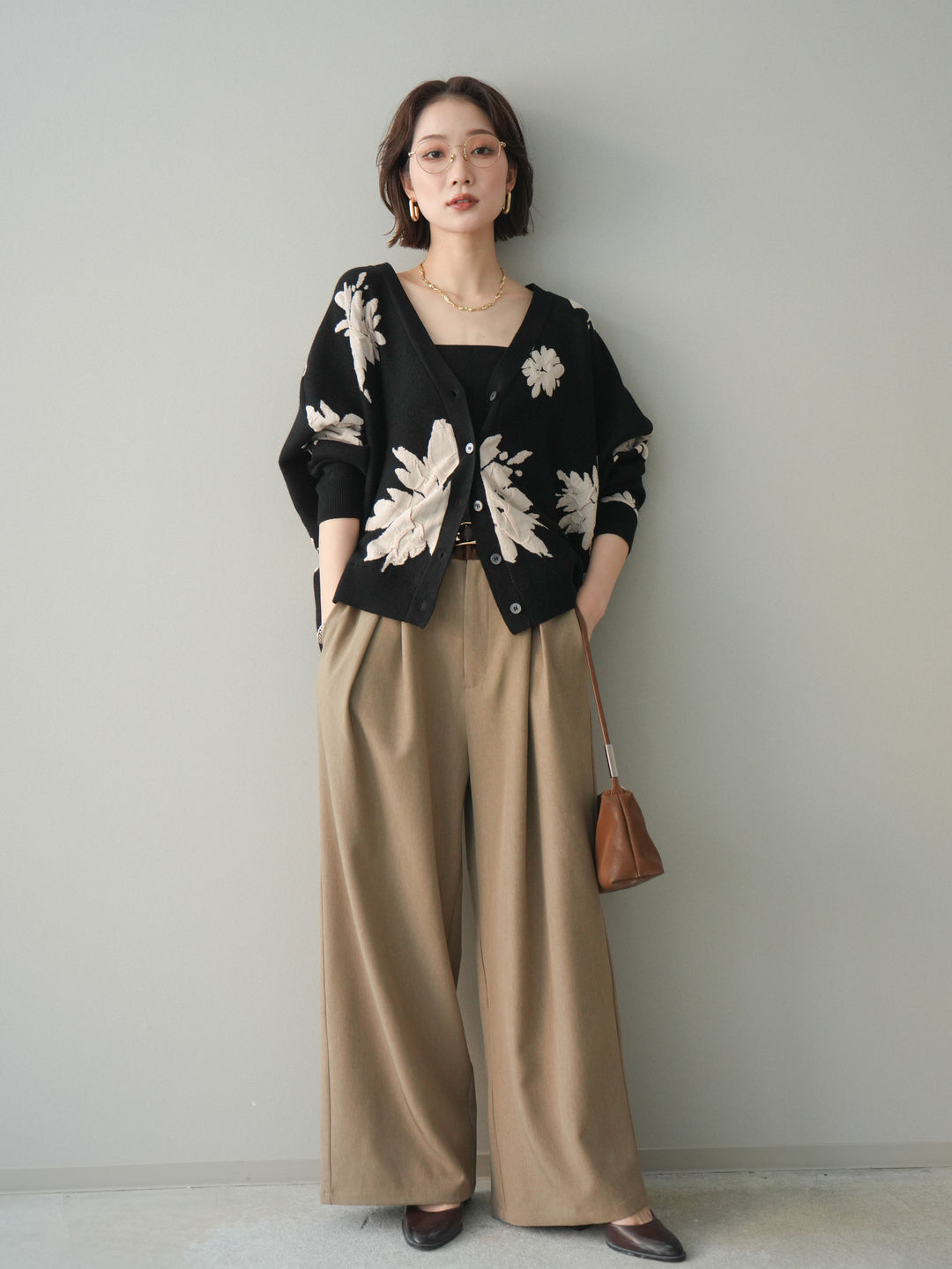 [予約]サテンベルトタックワイドパンツ/beige