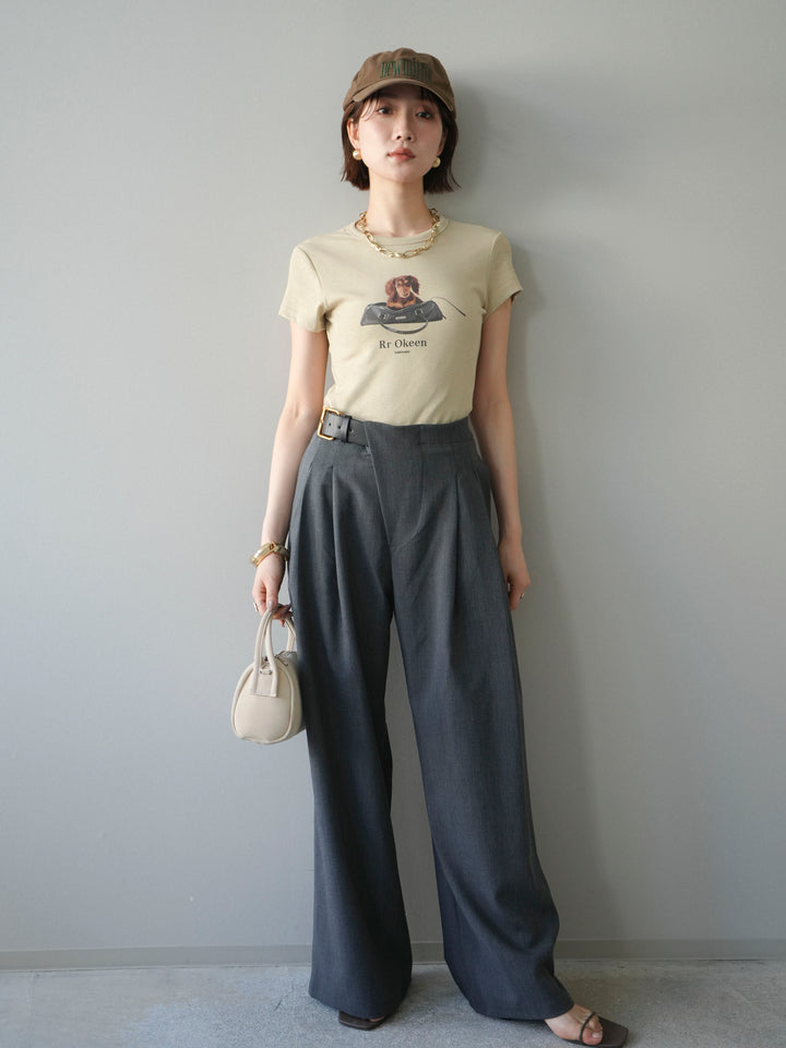 【套裝】狗狗緊身T卹+不對稱皮帶束口寬褲（兩件套）