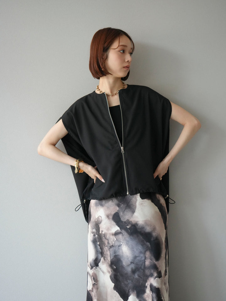 [予約]スリーブレスドロストZIPブルゾン/ブラック