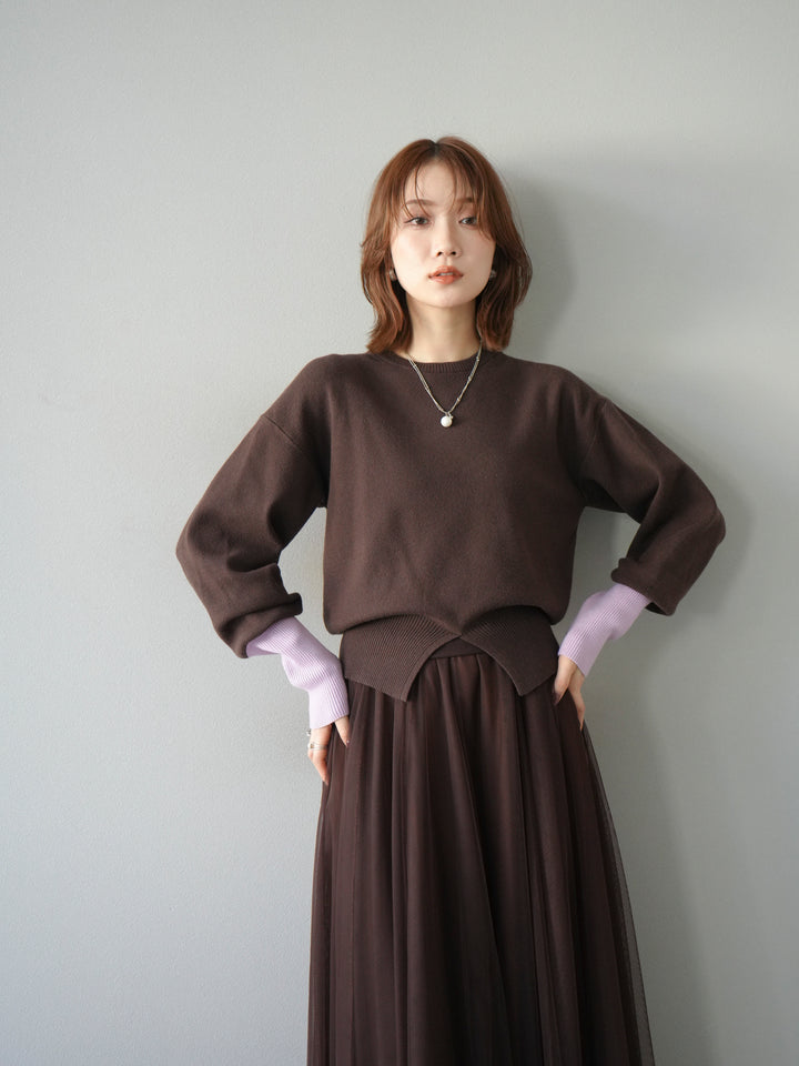 [予約]袖配色フロントスリットニットプルオーバー/ブラウン