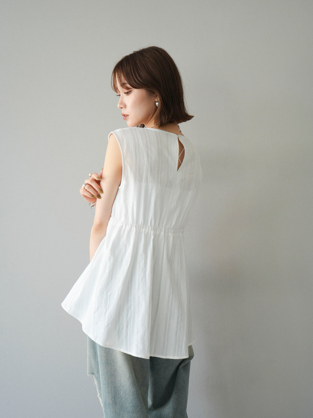 [予約]ドビーストライプタックブラウス/ホワイト