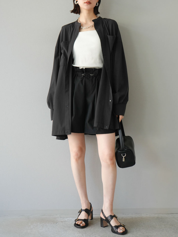 [預購] ICE TOUCH 荷葉邊褶皺短褲/黑色