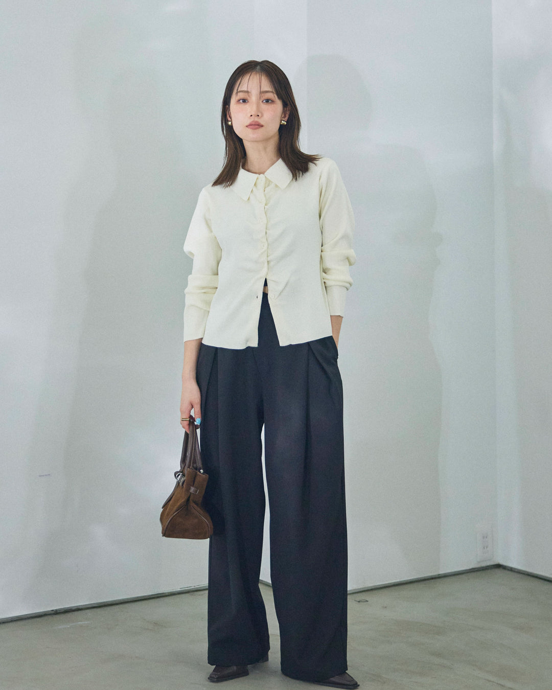 [予約]アシンメトリーウエストタックパンツ/black