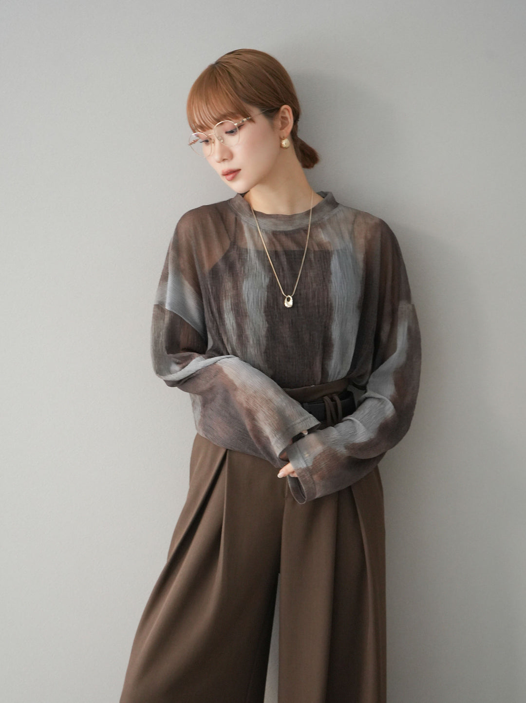 [預訂] 水彩圖案薄紗上衣/棕色