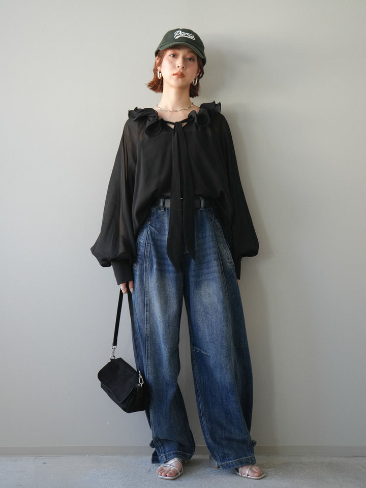 [予約]ラッフルネックシアーブラウス/black