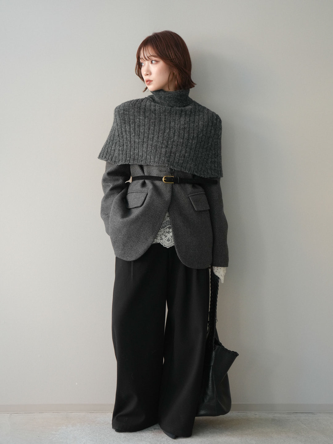 [20%オフ]ケープ付ノーカラージャケット/charcoal