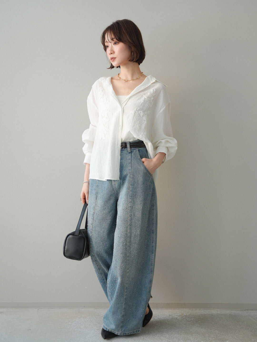 [SET]楊柳刺繍ブラウス+フロントビジューカーブデニムパンツ(2set)