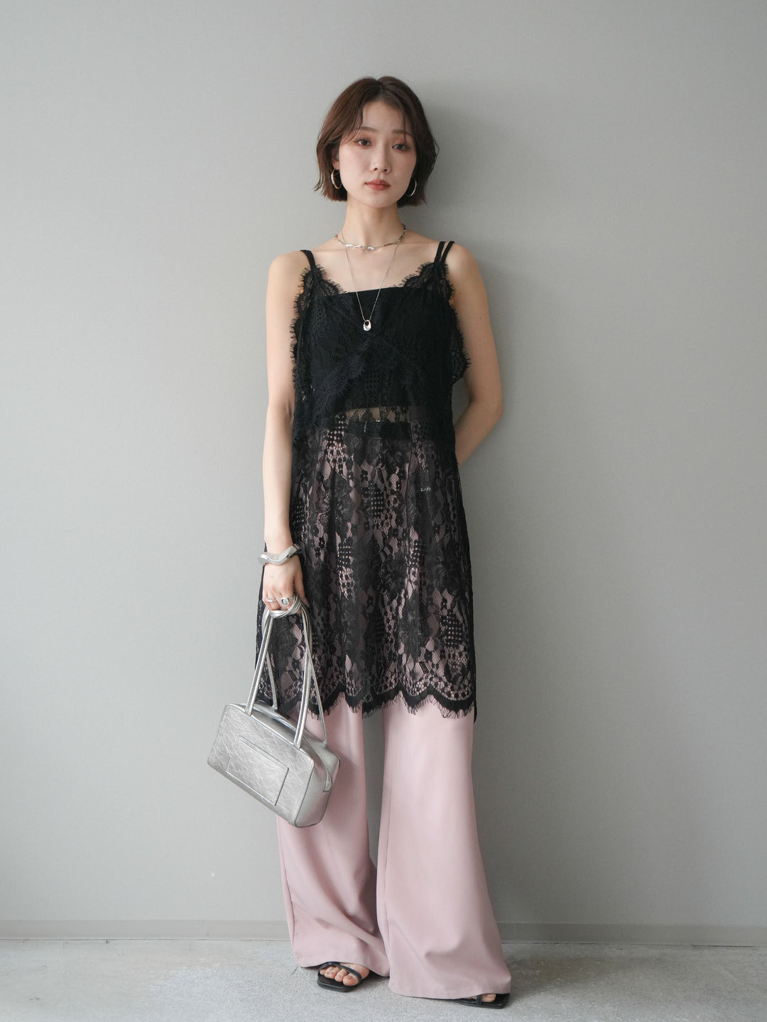 [SET]総レースチュニックキャミソール+ベルト付キーホルダーモチーフワイドパンツ(2set)