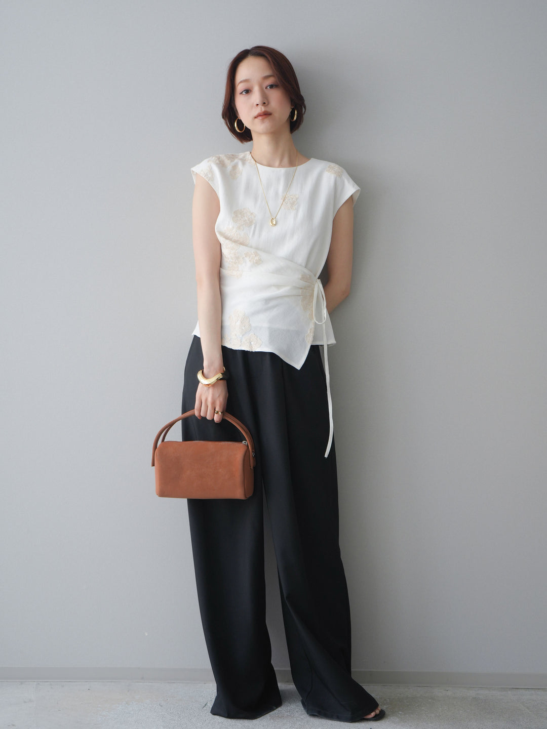 [SET]リネンタッチフラワージャガードトップス+ベルト付キーホルダーモチーフワイドパンツ(2set)