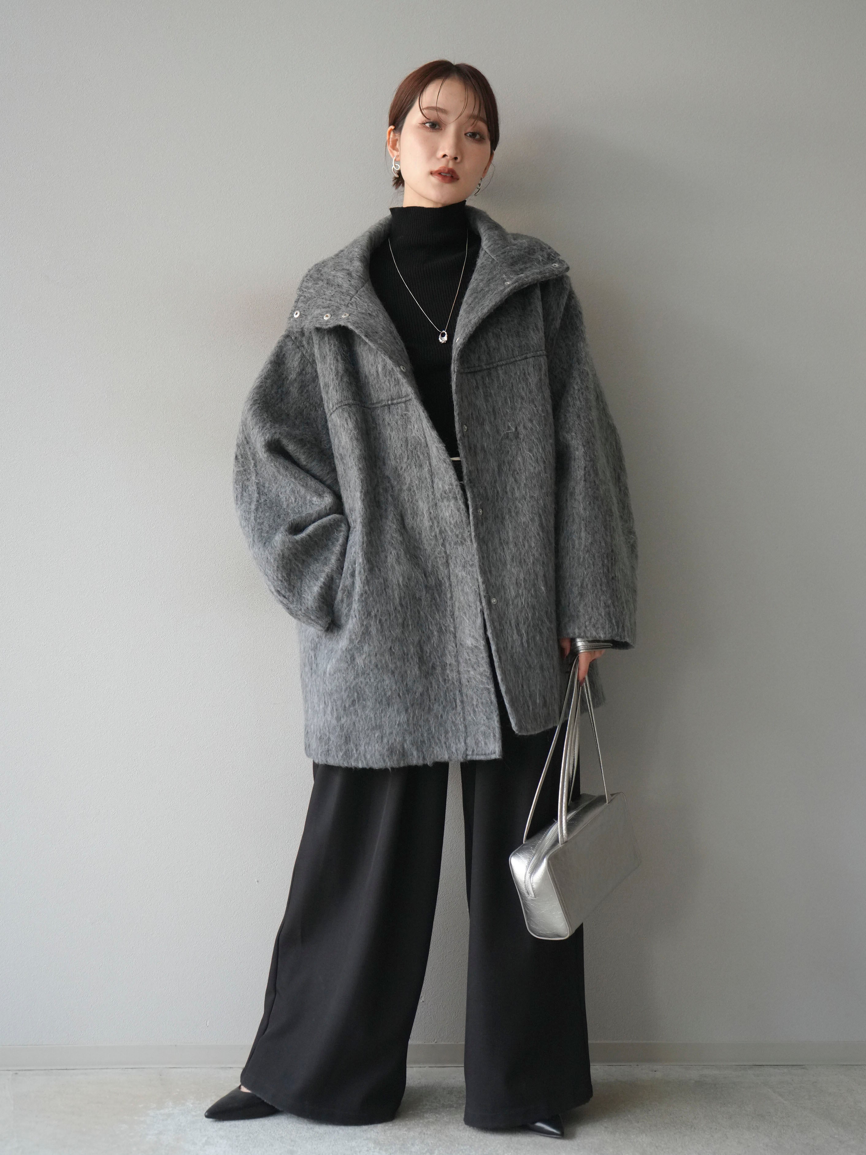 予約]スタンドカラーシャギーコート/charcoal – Lumier