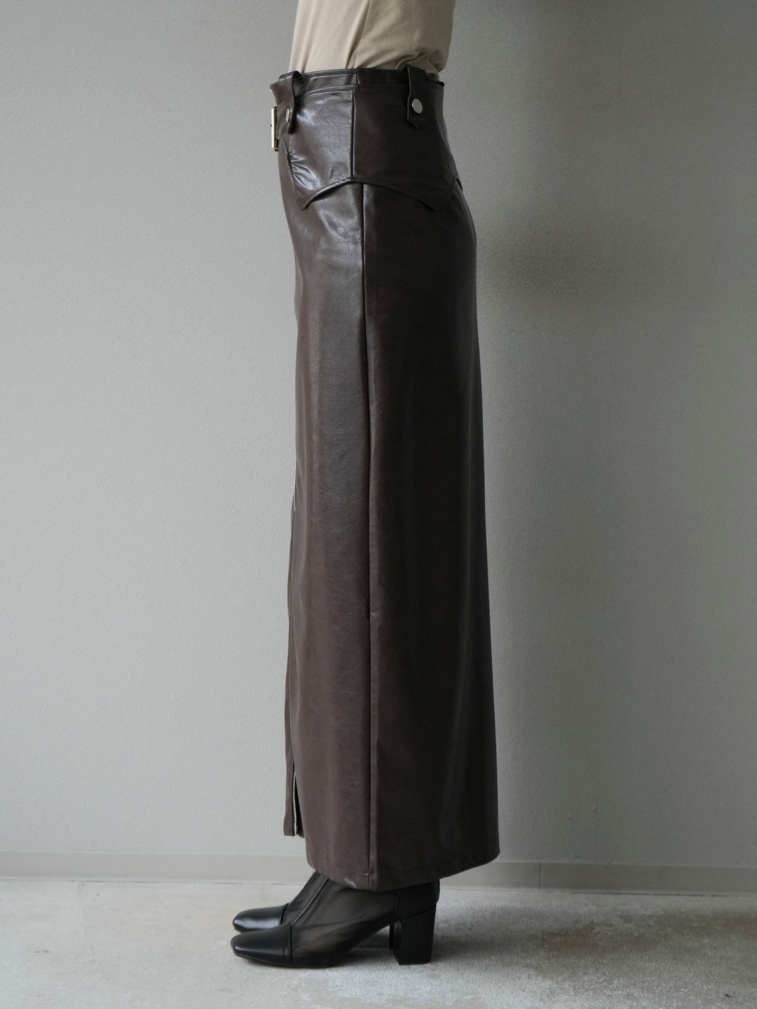 [予約]ベルトデザインレザータッチZIPタイトスカート/ブラウン