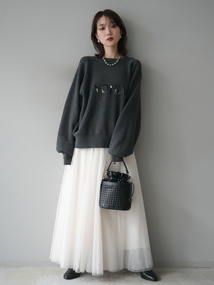 [予約]スウェットライクビーズロゴ刺繍ニットプルオーバー/charcoal