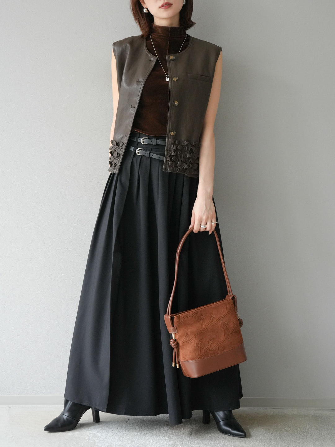 [予約]エステルプリーツスリットスカート/ブラック