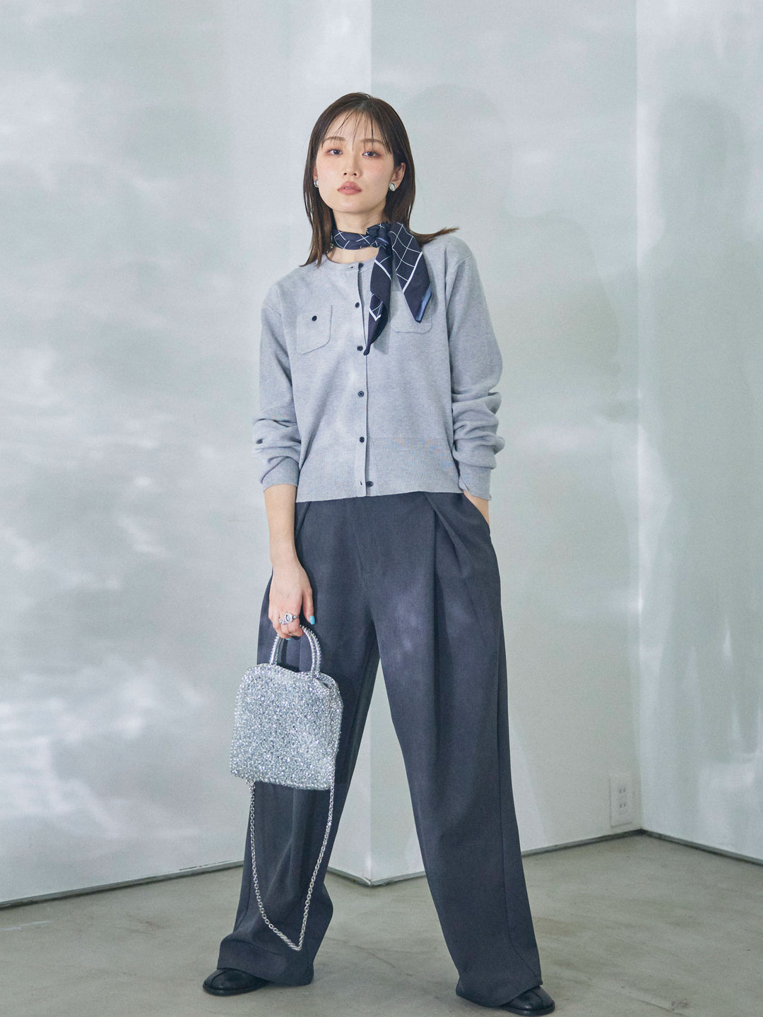 【Allure】[SET]ミニポケットニットカーディガン+アシンメトリーウエストタックパンツ(2set)