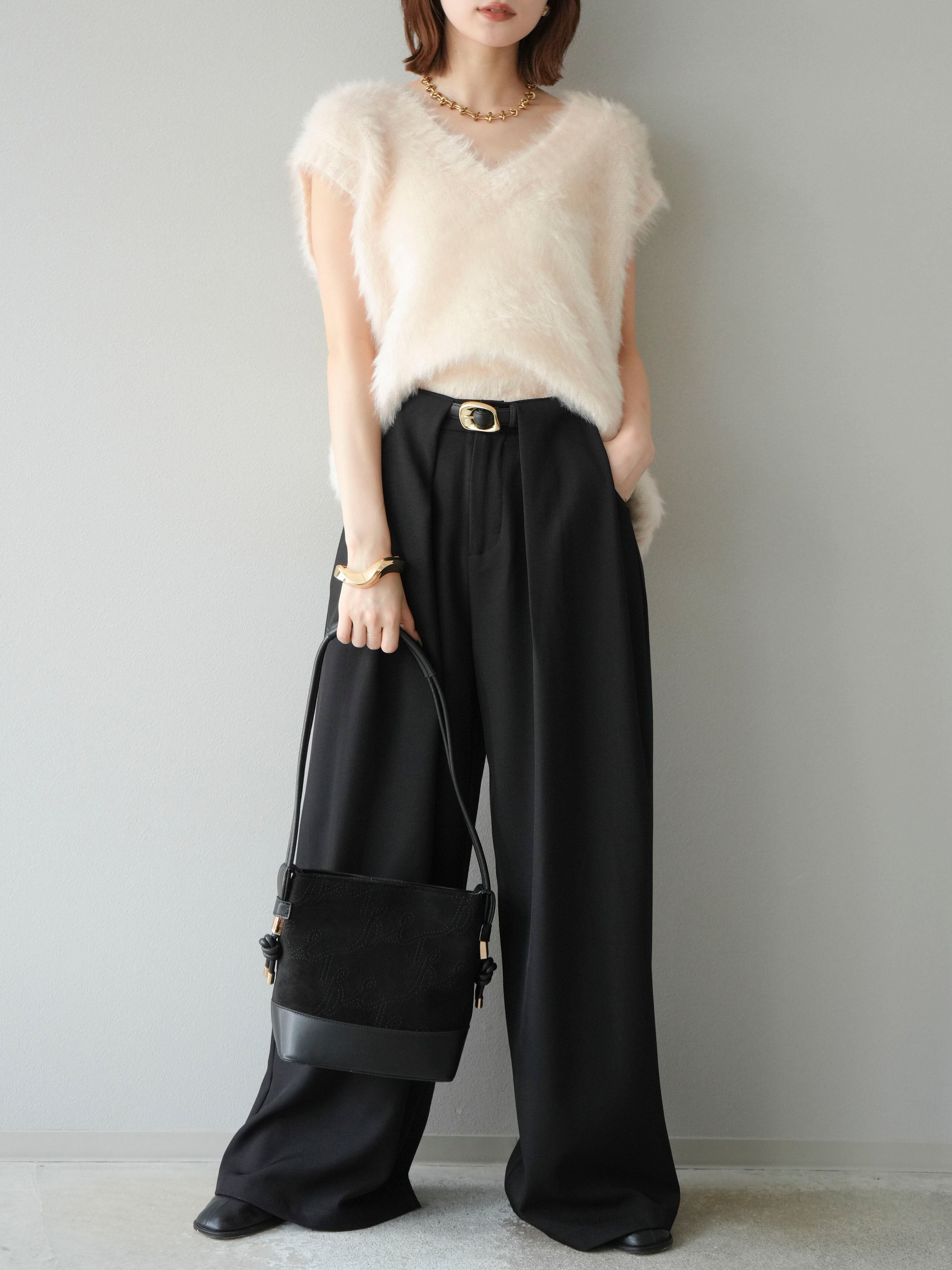 Lumier ラメシャギーVネックニットベスト+ベルトループデザインワイドパンツ SET]ラメシャギーVネックニットベスト+ベルトループデザインワイド