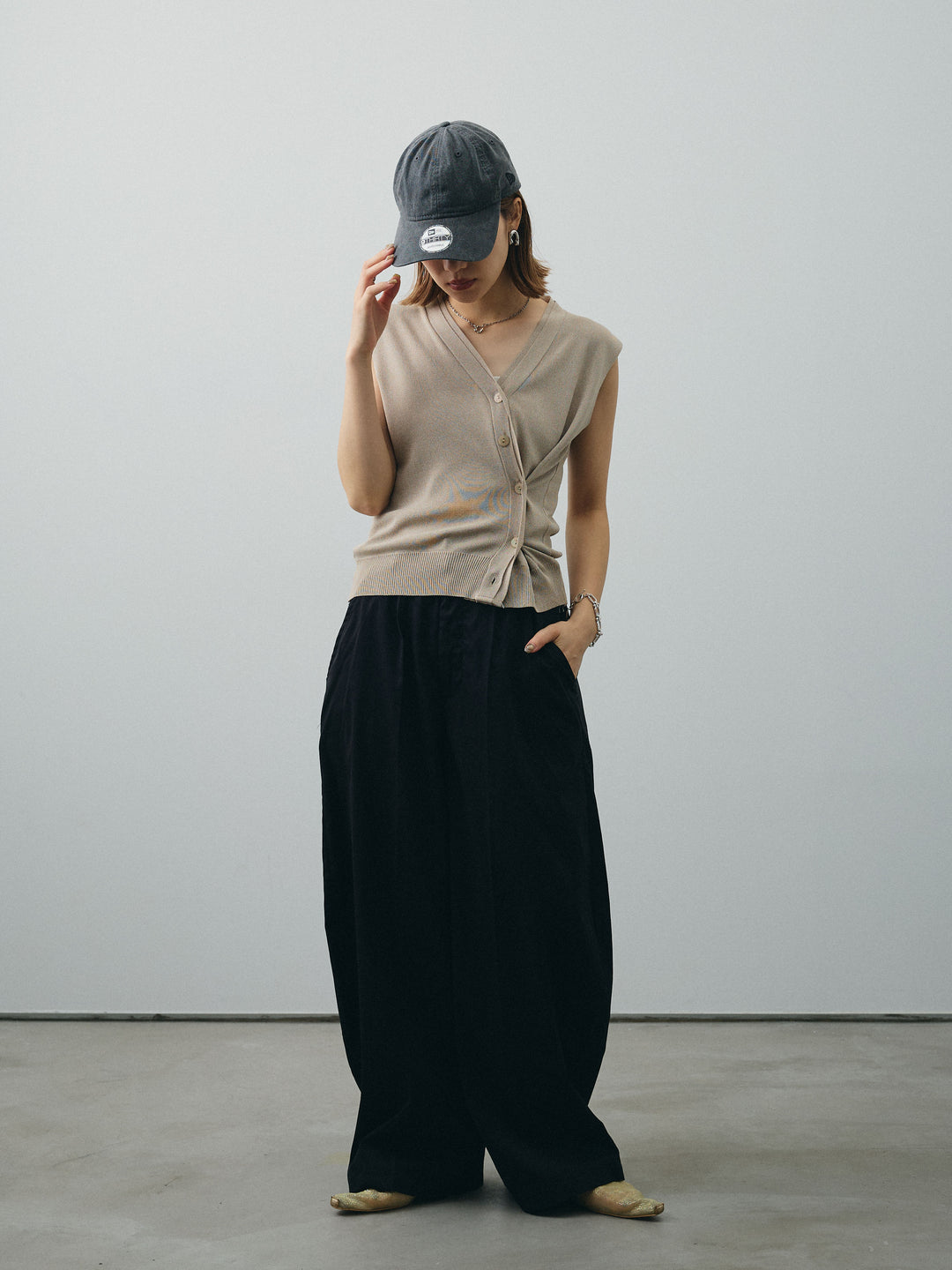 [SET]クールタッチ2WAYデザインニットベスト+コクーンワイドチノパンツ(2set)