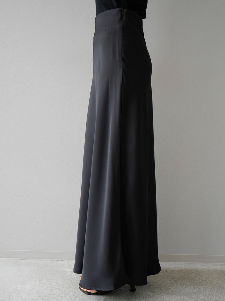 【預訂】緞面窄裙/黑色