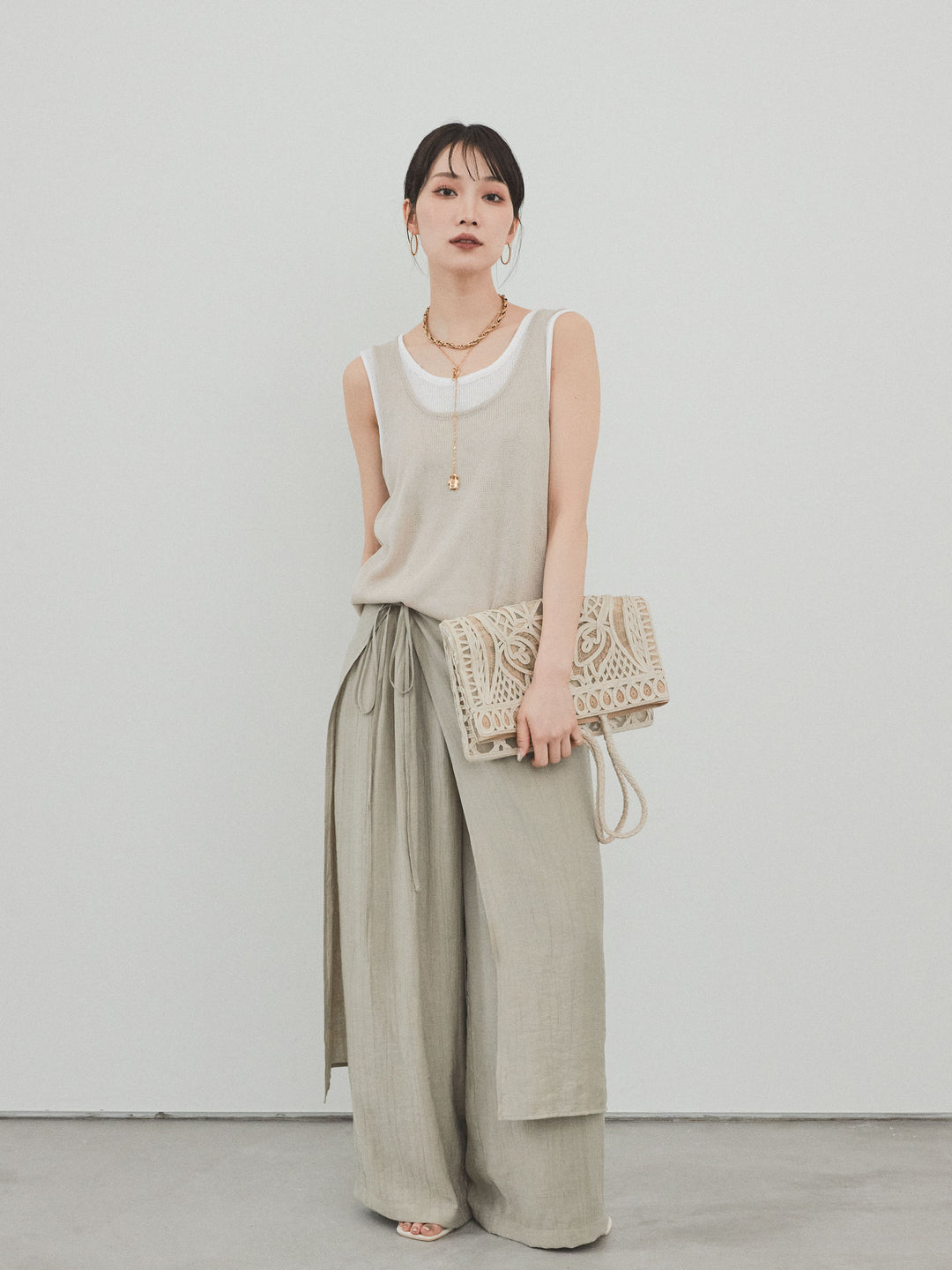 [SET]バイカラーレイヤードニットタンクトップ+ワッシャーサテンレイヤードスカートパンツ(2set)