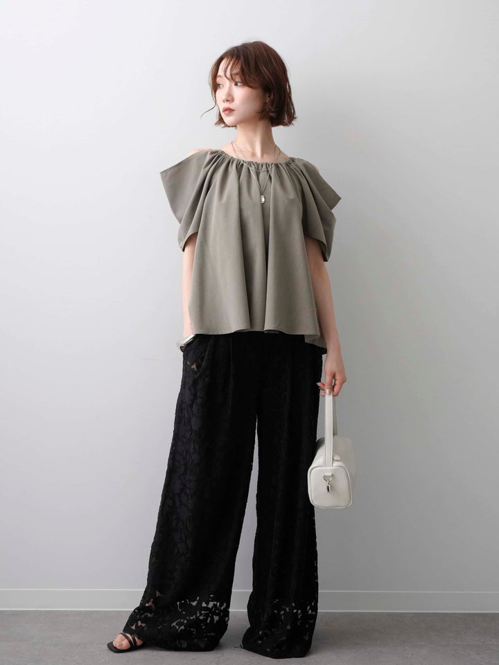 [予約]オープンショルダーギャザートップス/ashkhaki
