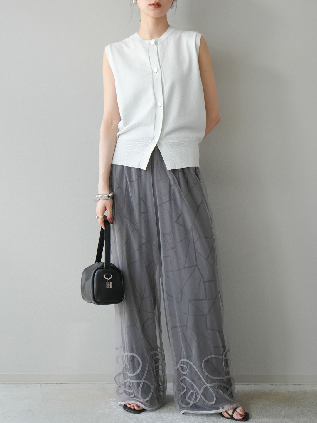 [予約]ビスコースサテンプリントタックイージーパンツ/チャコール