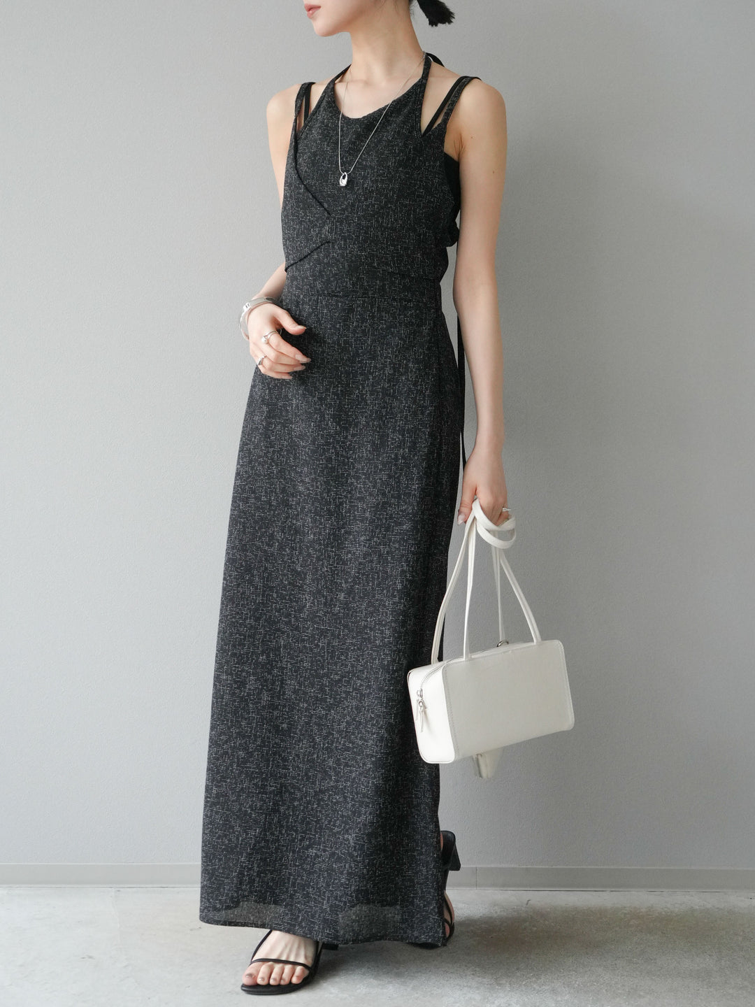 [預購] 夏季粗花呢多層吊帶洋裝/黑色