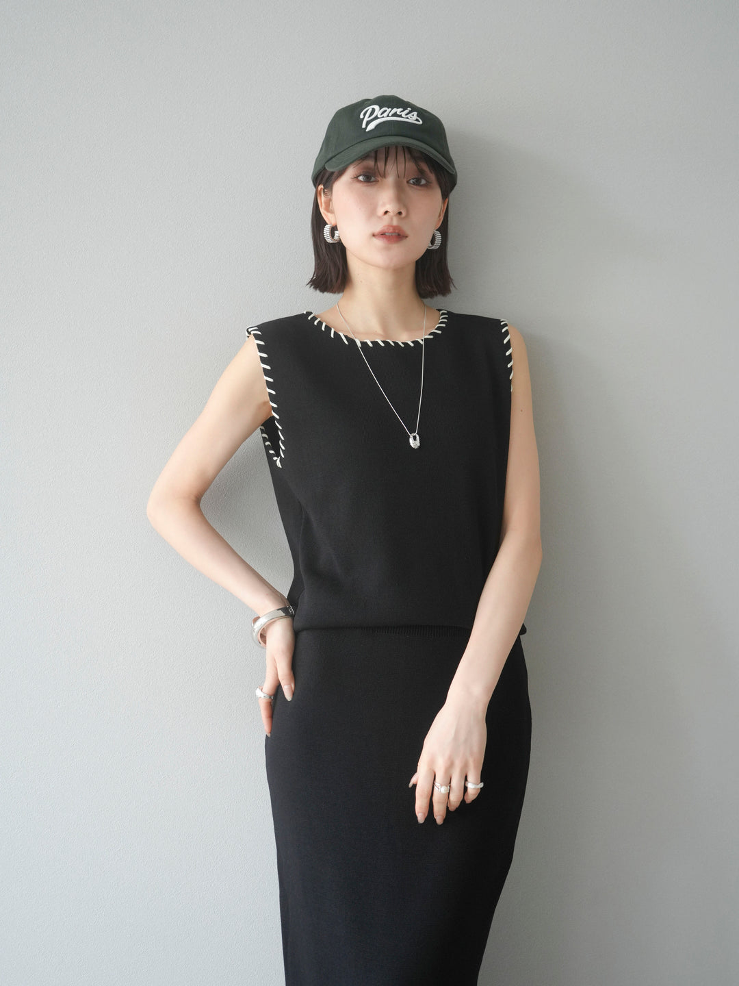 【預購】亞麻質感手縫針織套頭衫/黑色