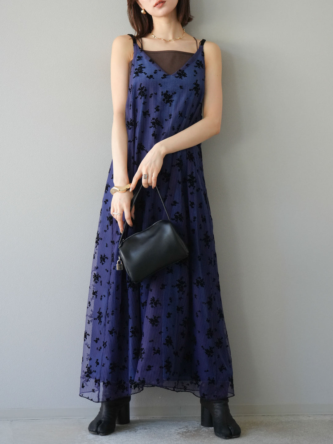 [SET]フロッキーチュールレイヤードベロアキャミワンピース+カップ付きバッククロスキャミソール(2set)