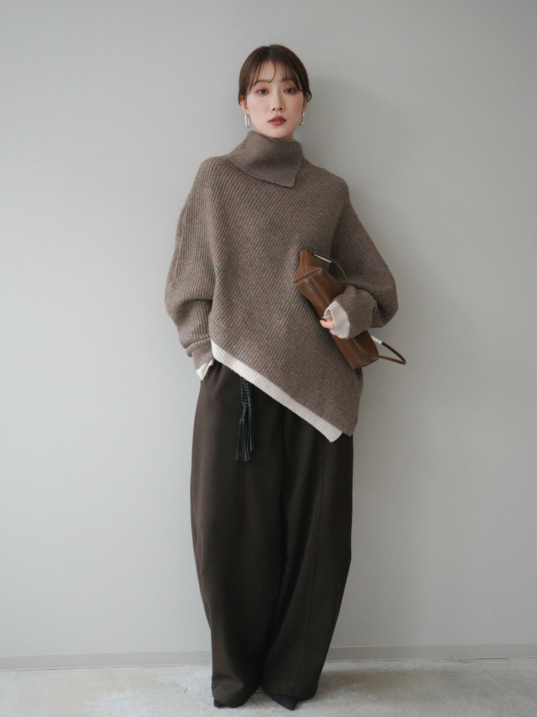 [予約]ベルト付裏起毛センターシームカーブパンツ/brown