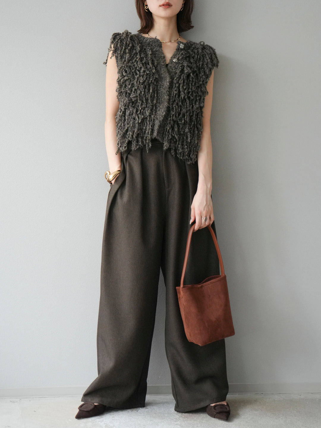 [予約]レザーパイピングタックワイドパンツ/ブラウン