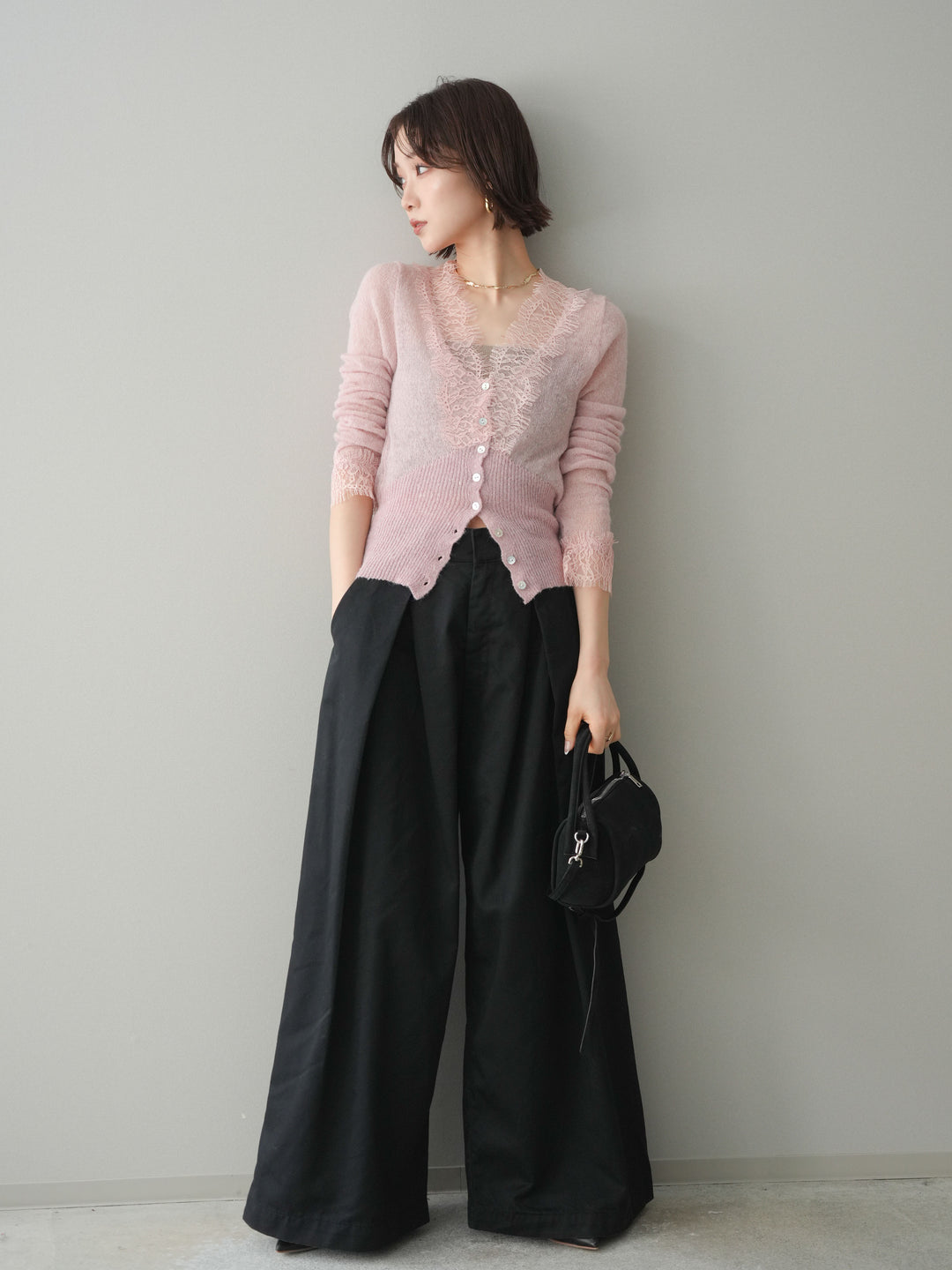 【預購】馬海毛觸感蕾絲針織開襟衫 / 粉紅色