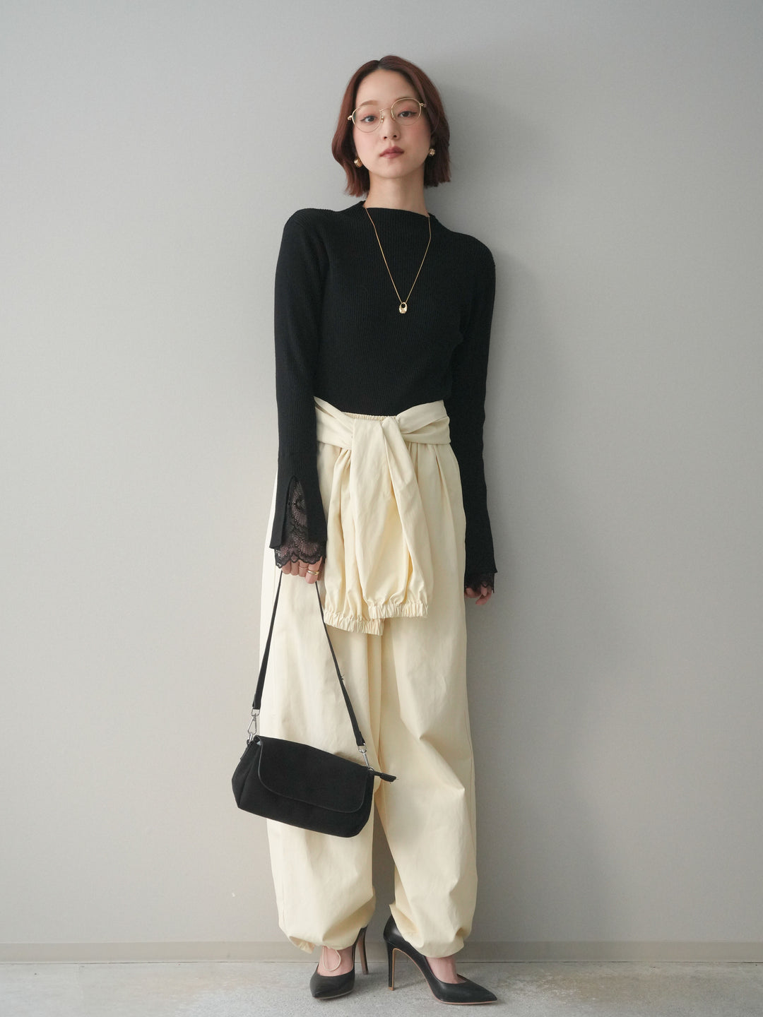 [SET]袖スカラップレースオフネックニットトップス+ウエスト巻きデザインドロストコットンナイロンパンツ(2set)