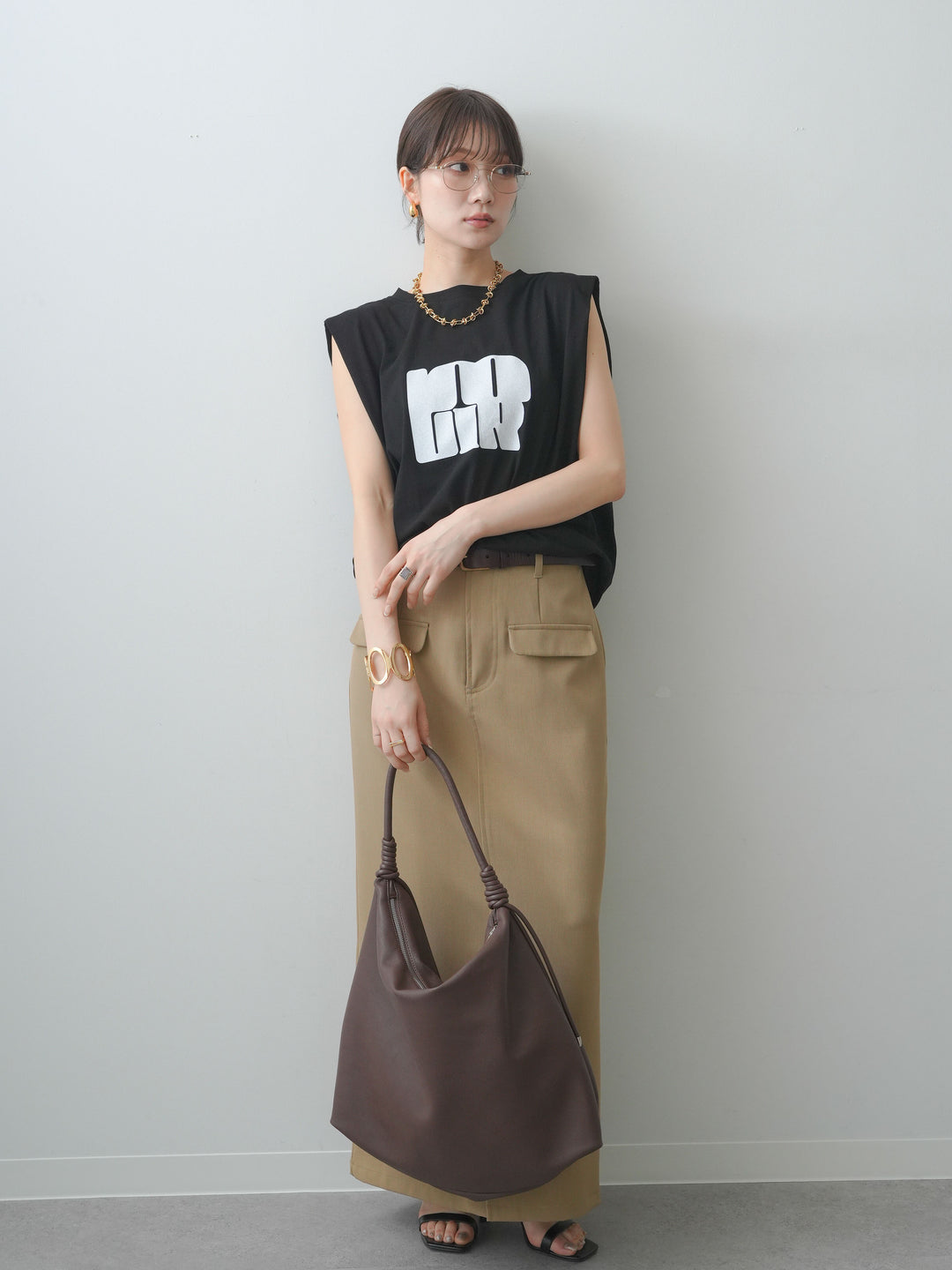 [SET]ショルダータックノースリーブオーバーTEE+ショルダータックノースリーブオーバーTEE+クレープデシンフラップ付きストレートスカート(3set)