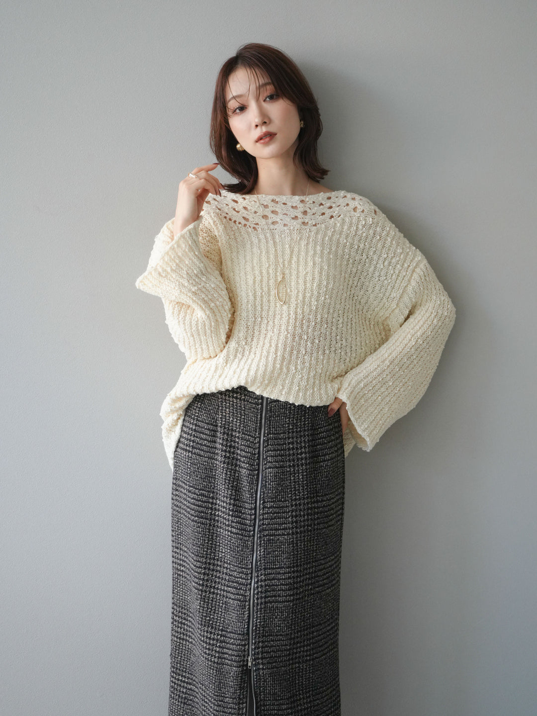 [予約]ボートネック透かし編みニットプルオーバー/white