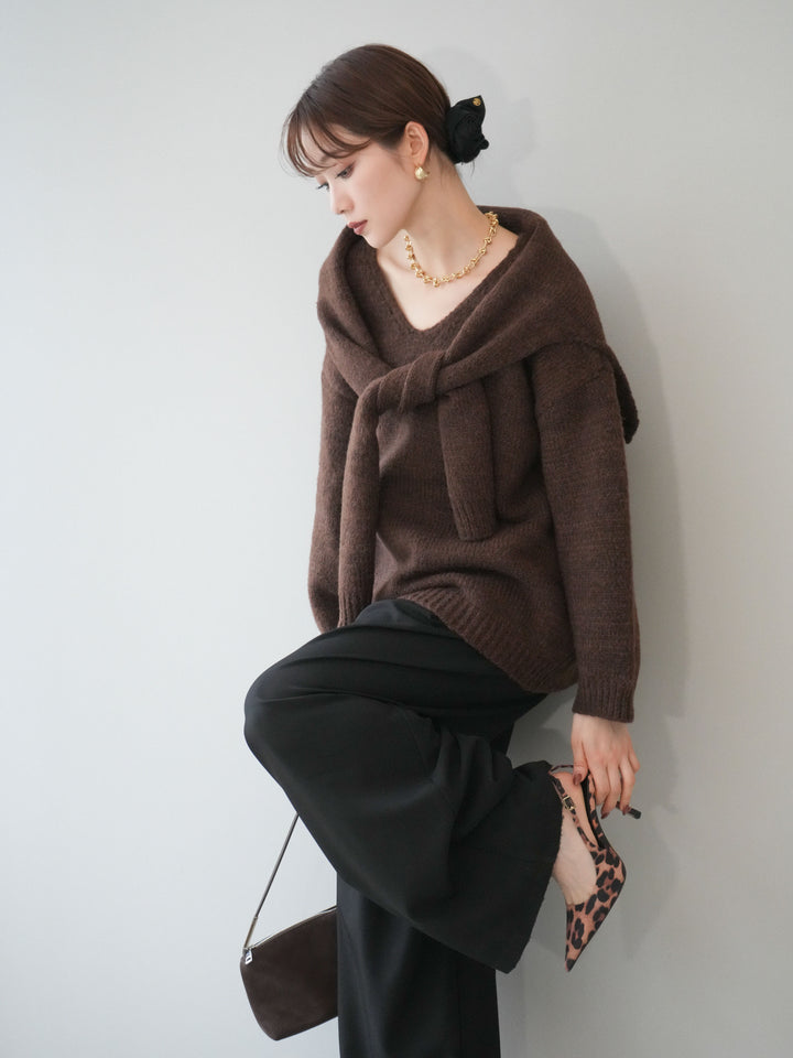 [予約]ストール付きVネックニットプルオーバー/brown