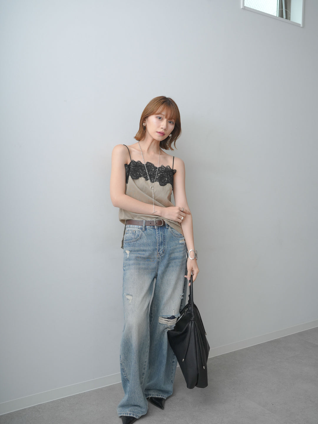 [SET]フラワーコードレースキャミソール+ダメージデニムセミワイドパンツ(2set)