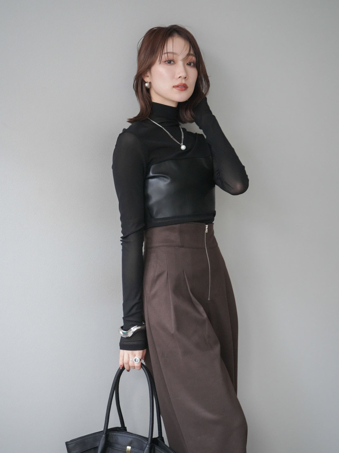 [予約]レザー切替プチネックシアートップス/black