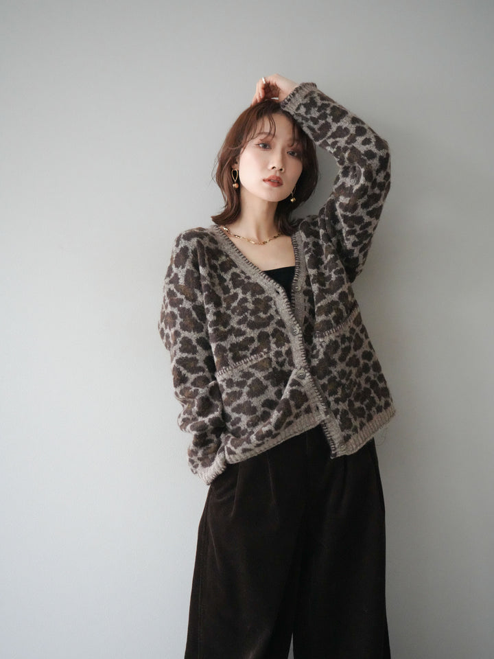 [予約]アニマル柄ステッチニットカーディガン/khaki