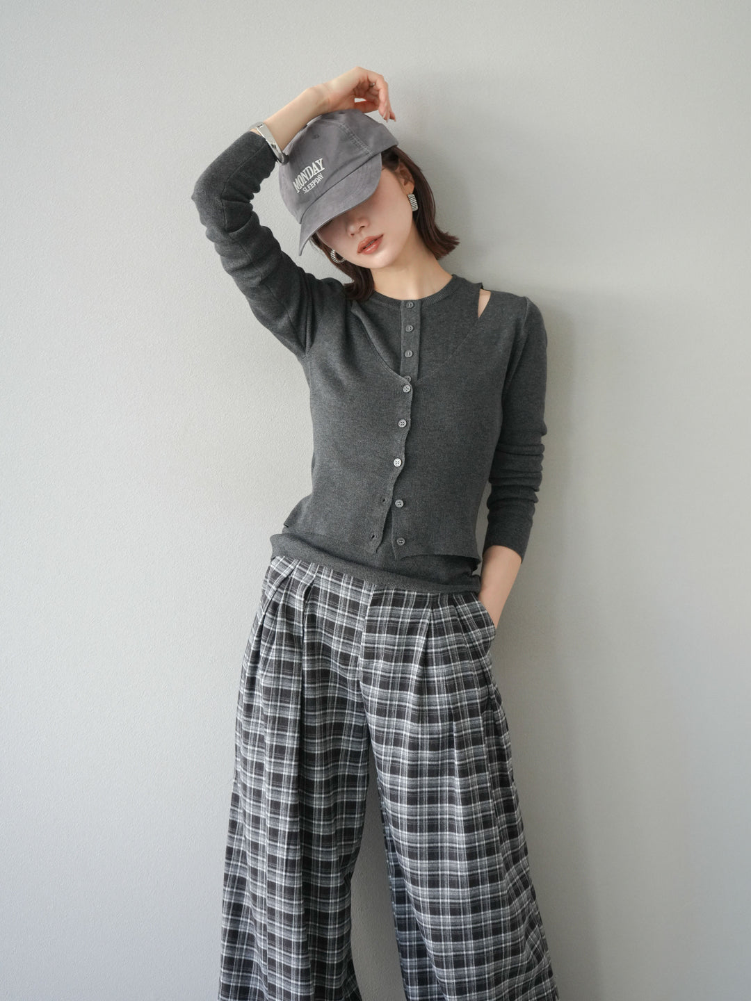 [予約]レイヤードデザインニットカーディガン/チャコール