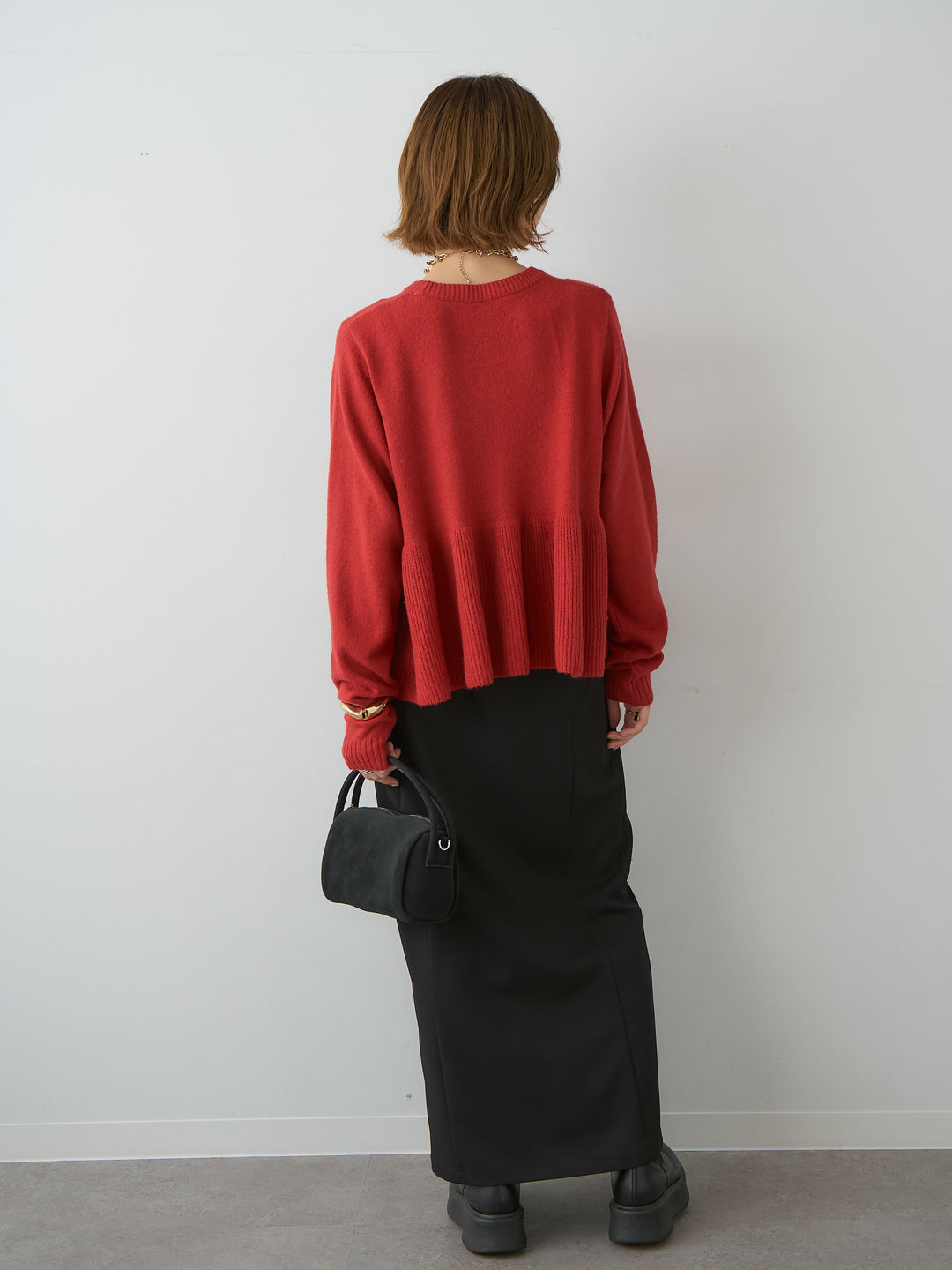 [SET]ペプラムニットプルオーバー+クレープデシンフラップ付きストレートスカート(2set)